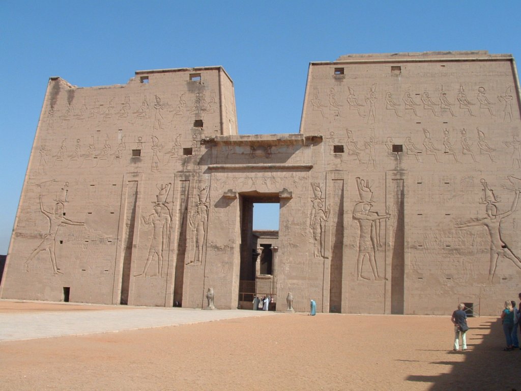 templeofhorusinedfu.jpg