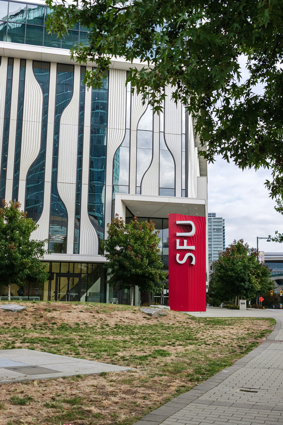 The front of the Engineering Building on the SFU Surrey Campus