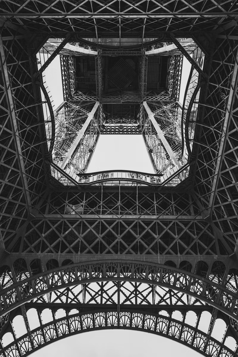 A Effle tower photography from Unsplash