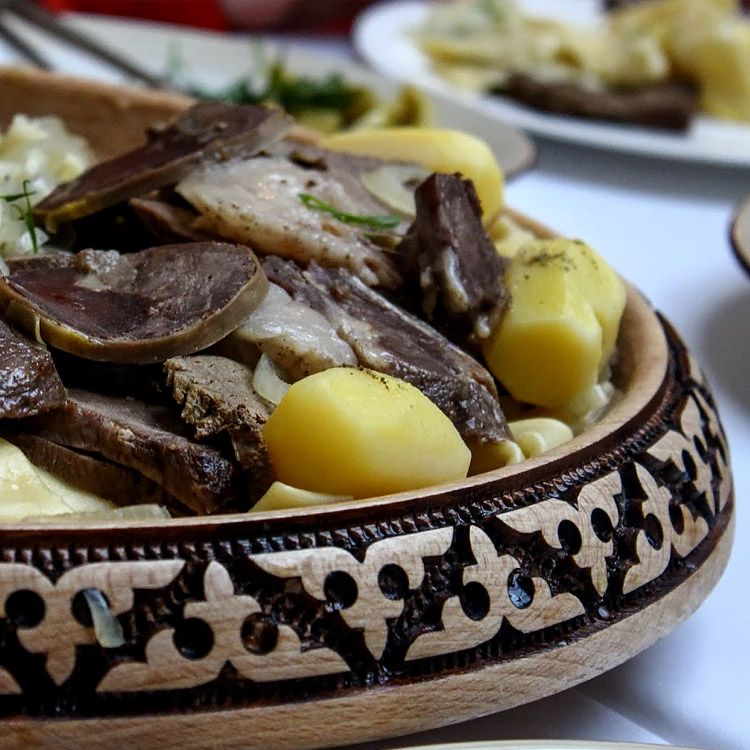 Image of traditional kazakh dish-Beshbarmak