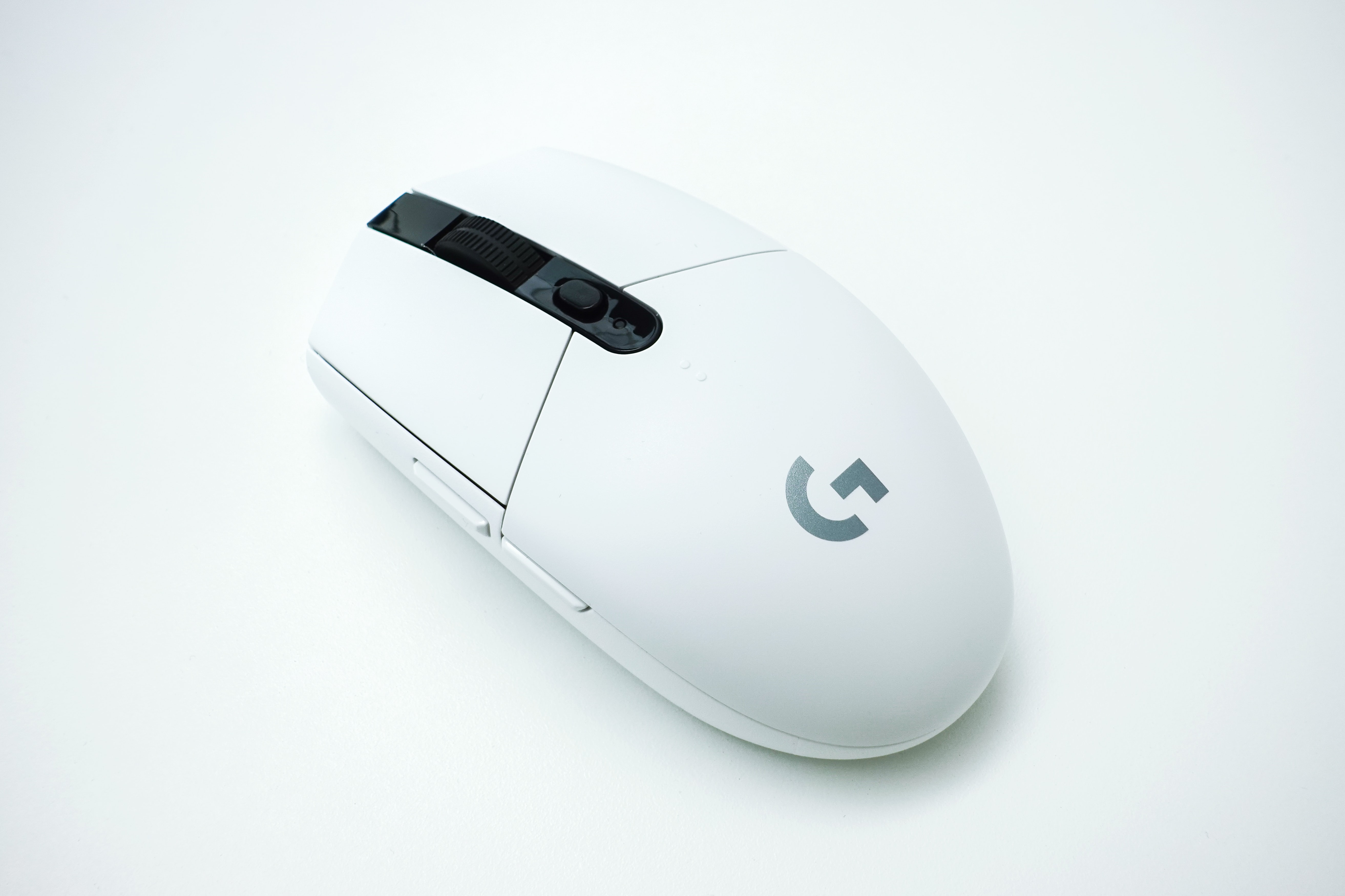 Logitech G503 mouse