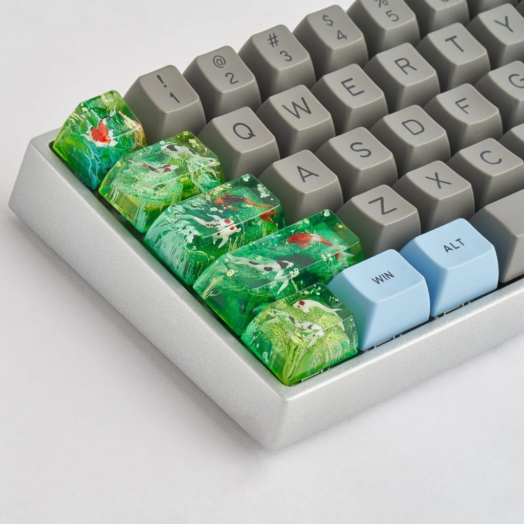 koi fish in pond artisan keycap